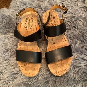 Black cork wedges